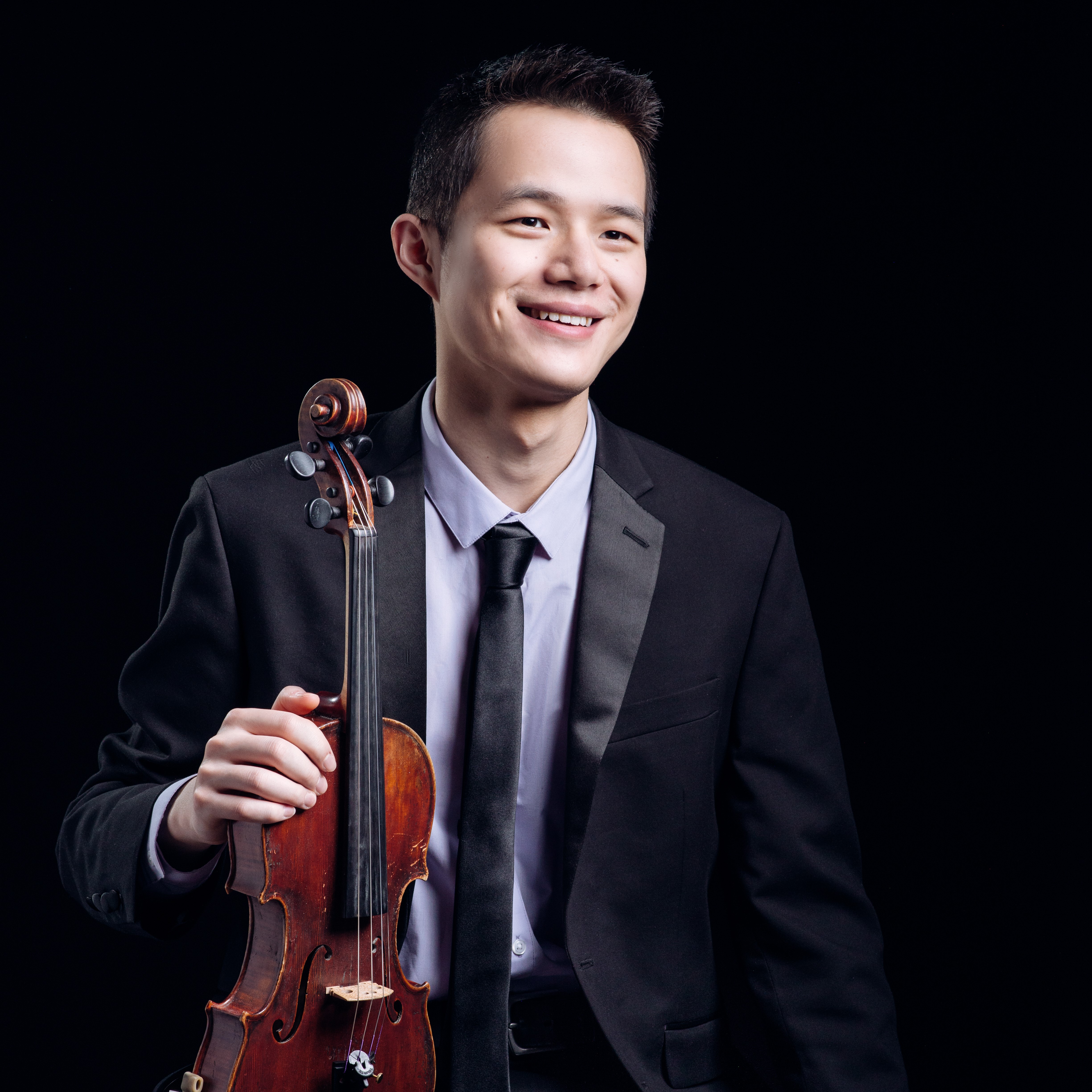Lun Li Violin Headshot YCA Master class