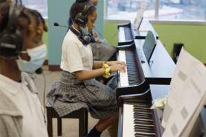 Washington Middle School piano class