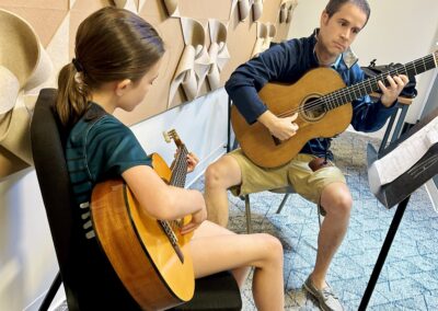03-4, Marimbas - Focus Guitar