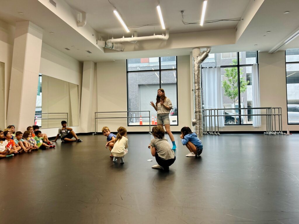 1-4, Madals+Marimbas, Drama