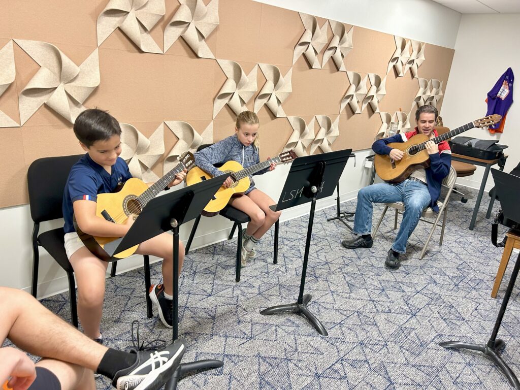 Didgeridoos, 4-5, Guitar Focus