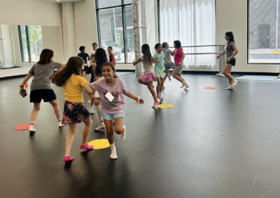 Rondadors, 3-5, Dance