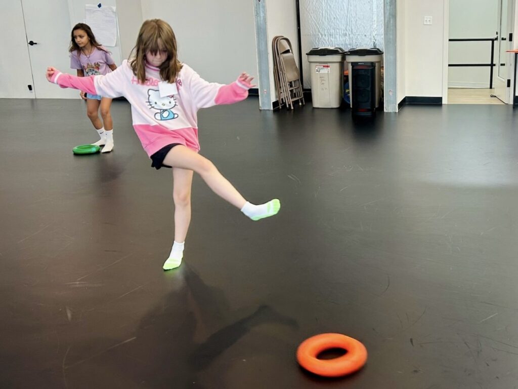 Rondadors, 3-5, Sports and Games