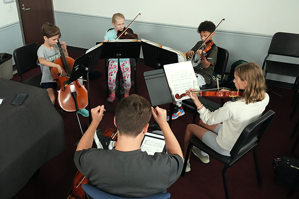 50 Strings Camp 6x4