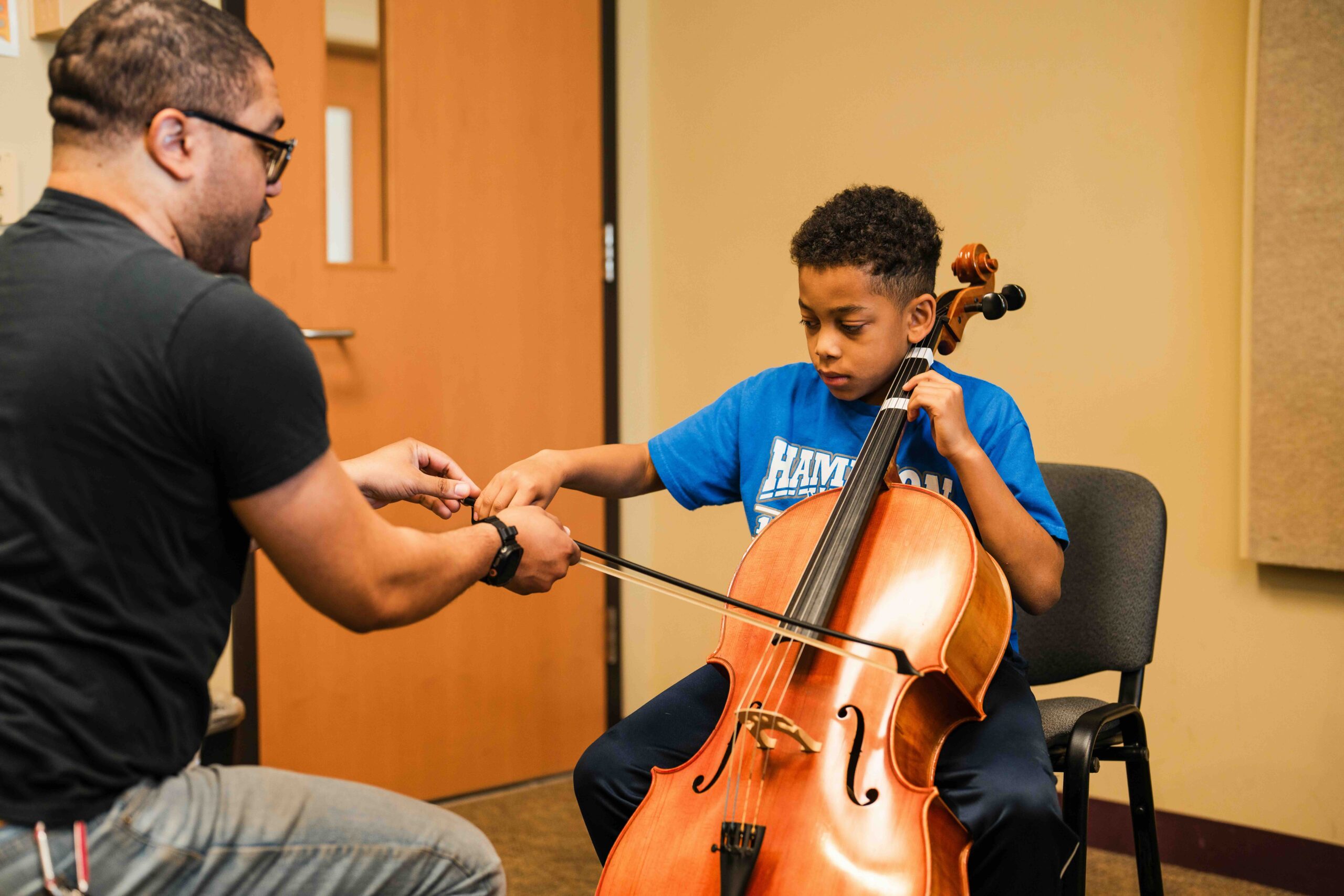 A cello lesson at Levine's campus at THEARC.
